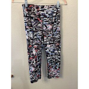 Lululemon Luxtreme Womens 4 Abstract Performance Athletic‎ Pants Leggings Gym